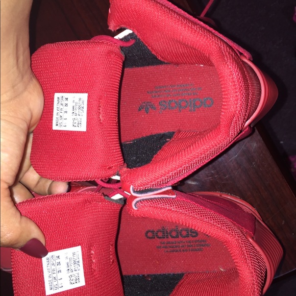 Red adidas - Picture 5 of 6